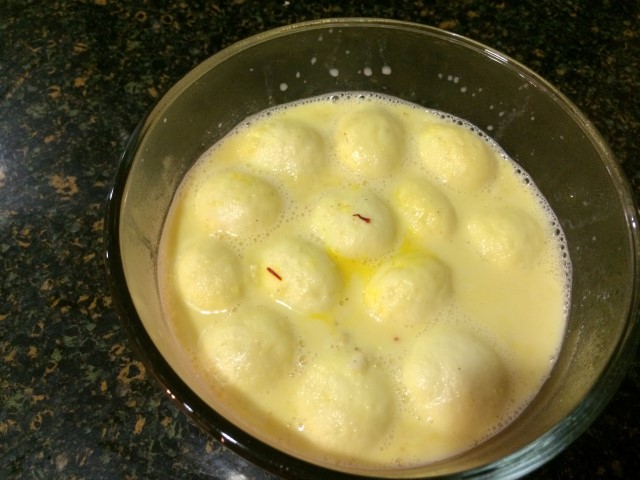 Kesar rasmalai