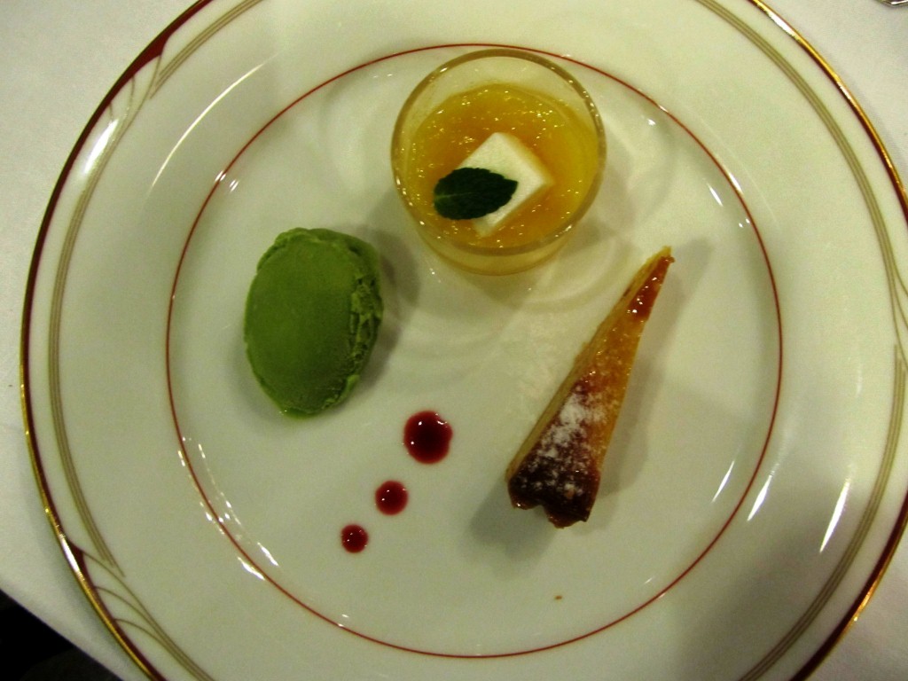 I never eat desserts! But had to eat this orange cake, orange gelly and green tea gelato, was yummy!