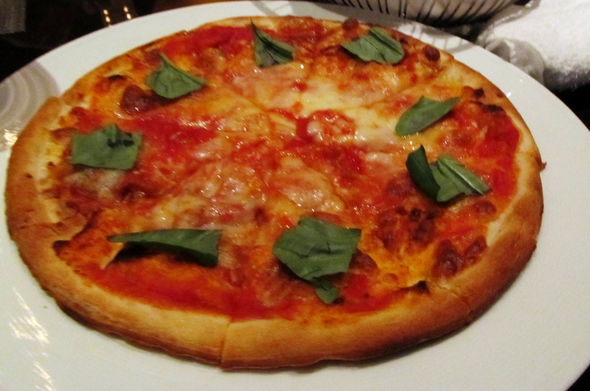 Classic Margherita Pizza