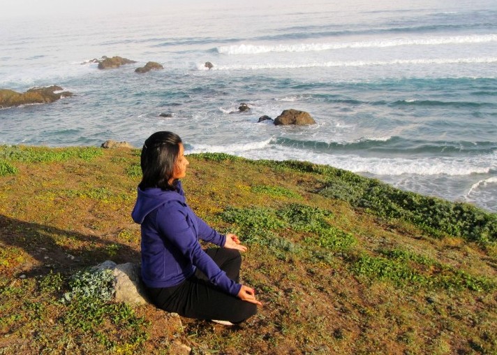 Loved meditating right next to the beach, trying to focus on the waves that splashed the coast! wonderful feeling!