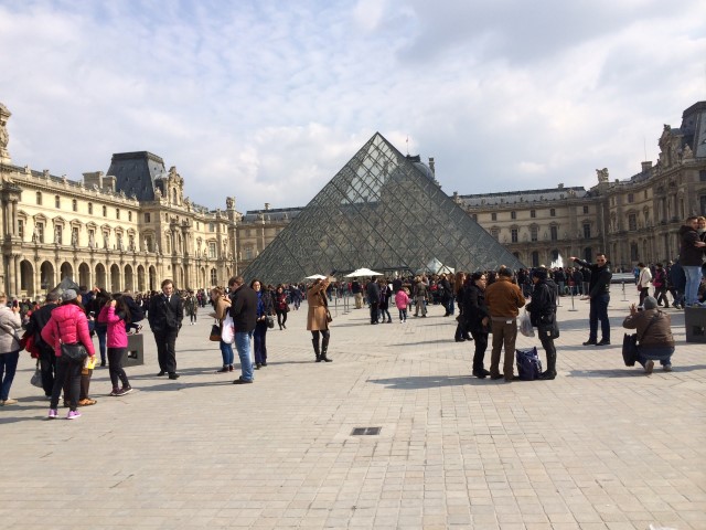 Louvre museum in the day