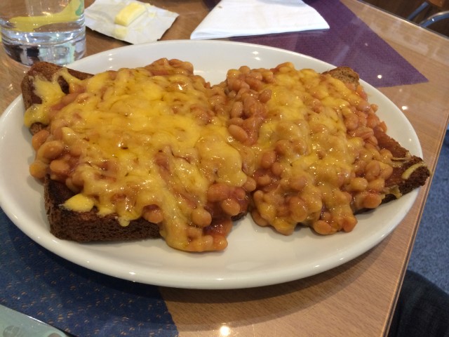 Baked beans with Cheese